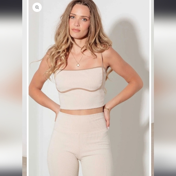 🤎 Le Lis Contrast Trim Set Ribbed Top & High Waist Leggings in Tan - Picture 3 of 4